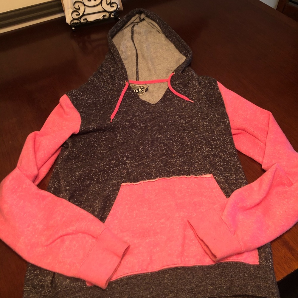 Volcom pullover hoodie